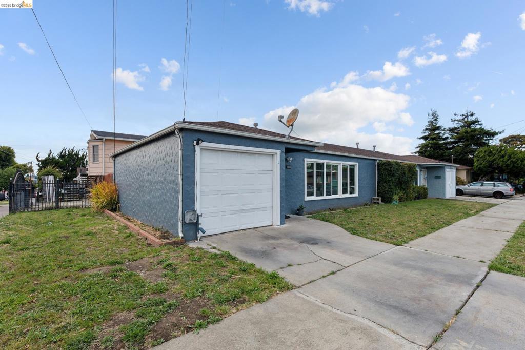 1003 1011 Lassen St