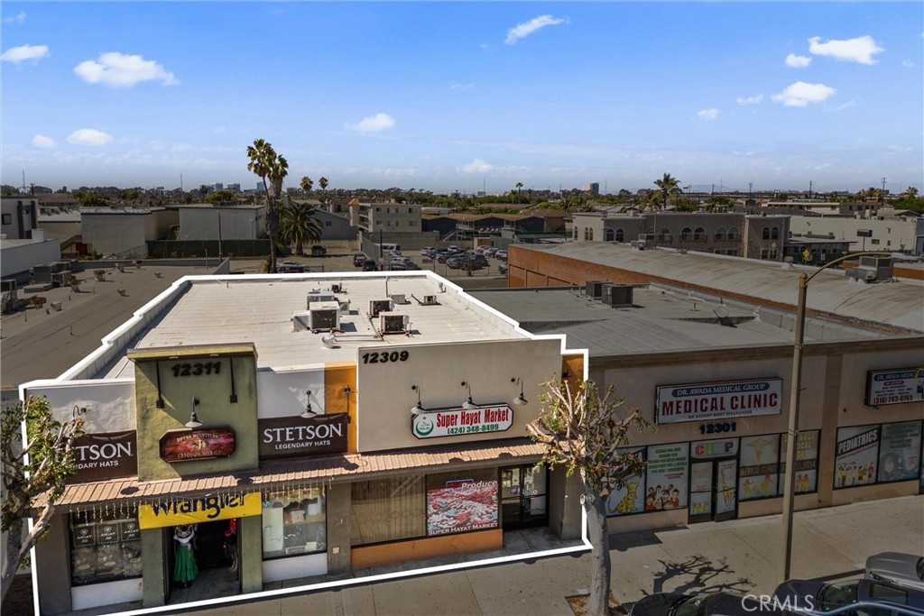 12311 Hawthorne