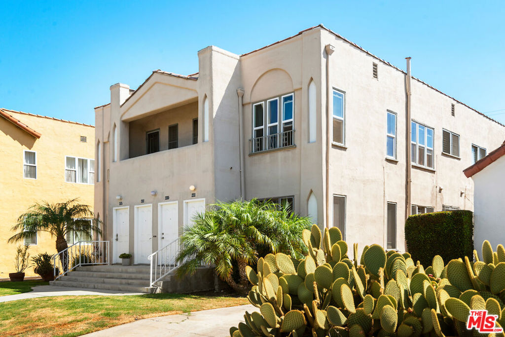 448 N Ogden Drive