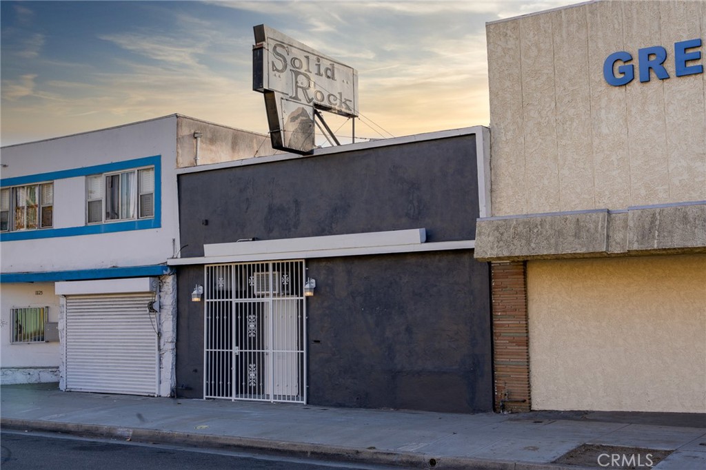 11123 S Western Avenue