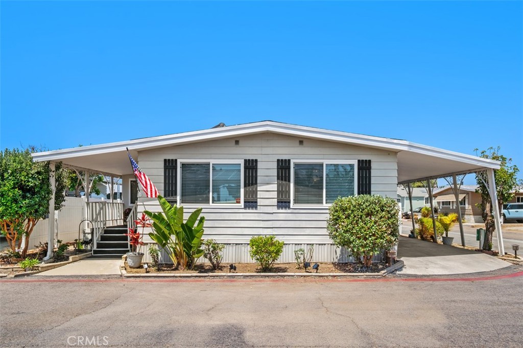 20701 Beach Boulevard 285