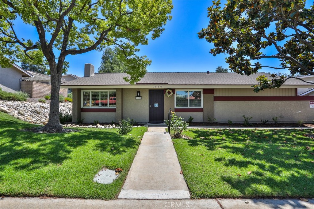 1644 Carmel Circle West