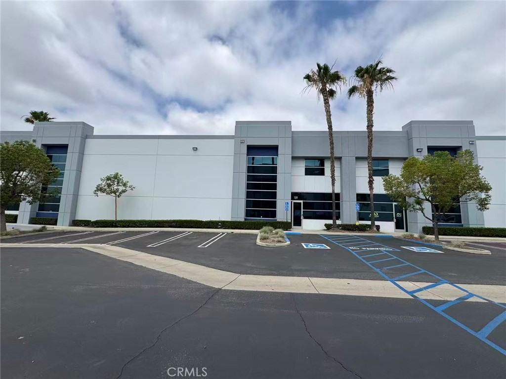 4230 E. Airport Dr