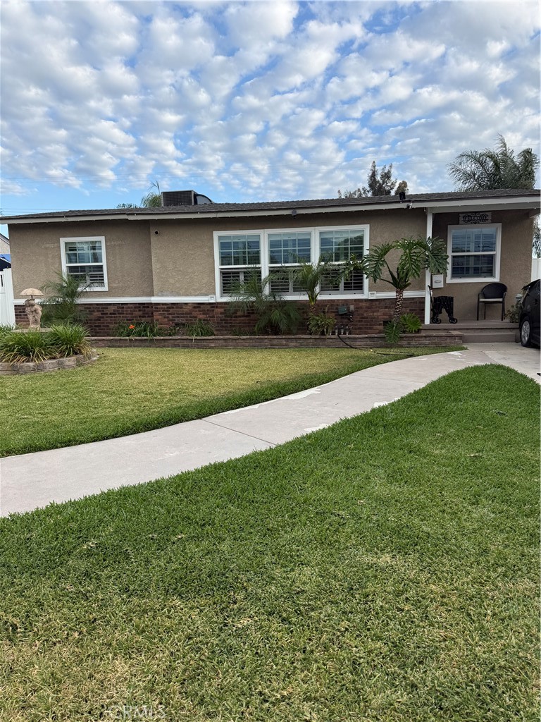 921 Hollowell