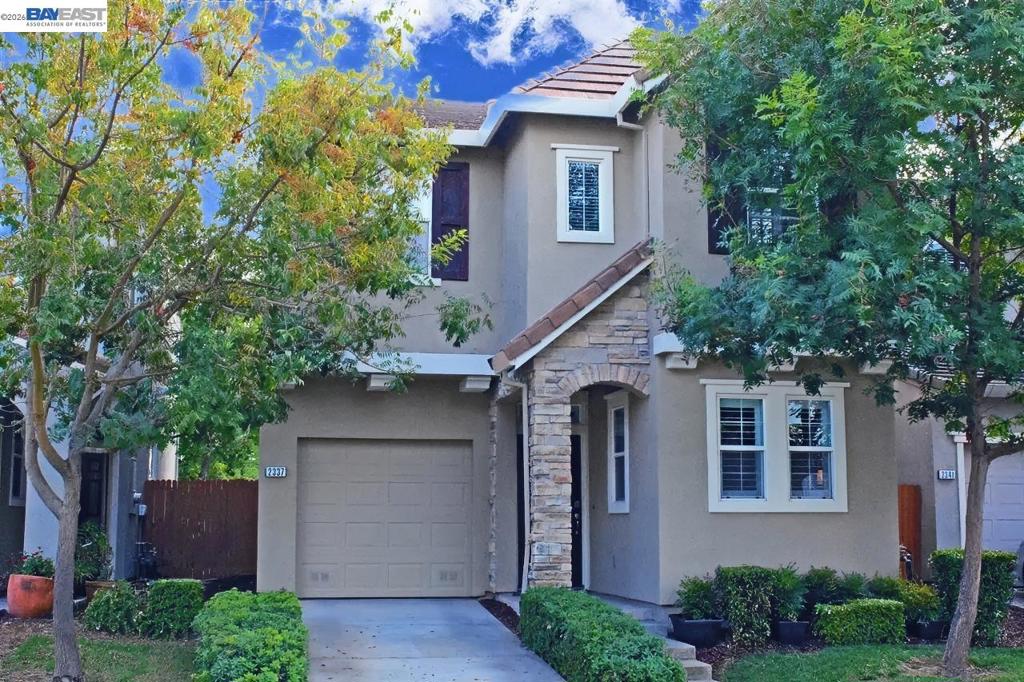2337 Coffeeberry Rd
