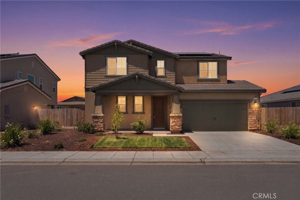 1159 Magnolia Court W