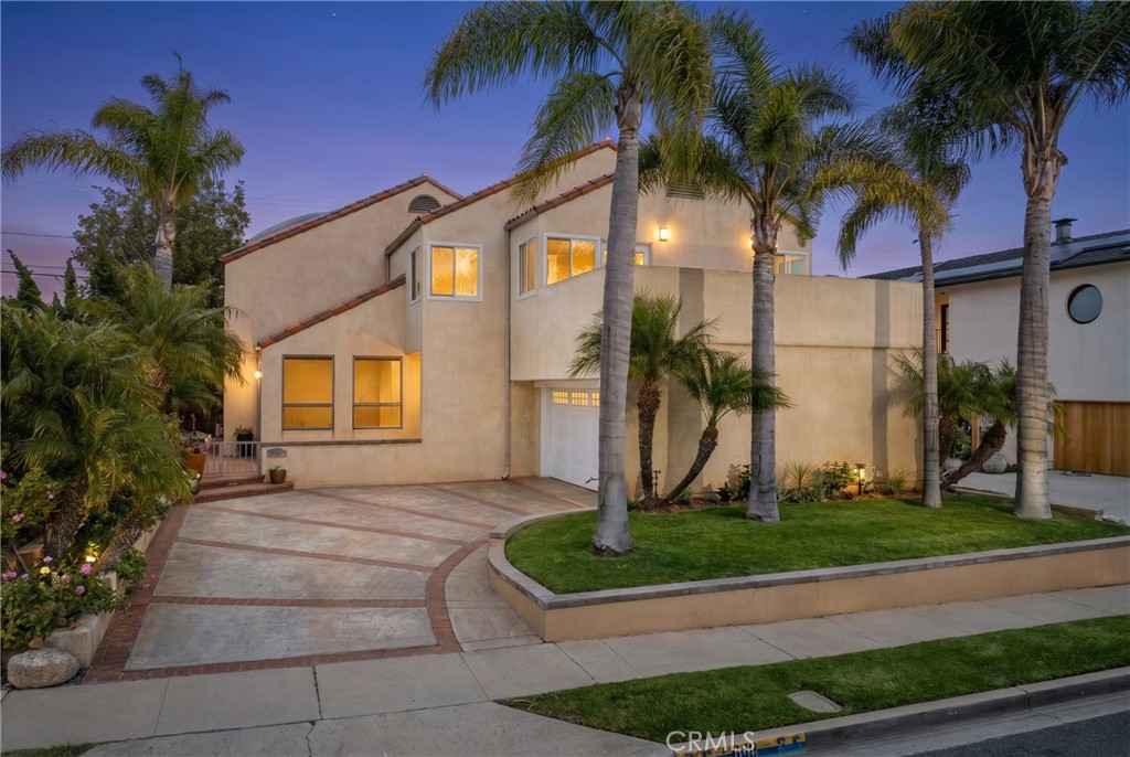 640 Island View