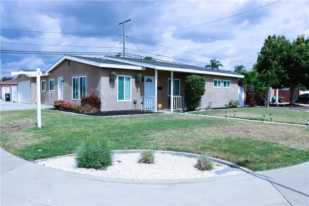 1001 N Hanover