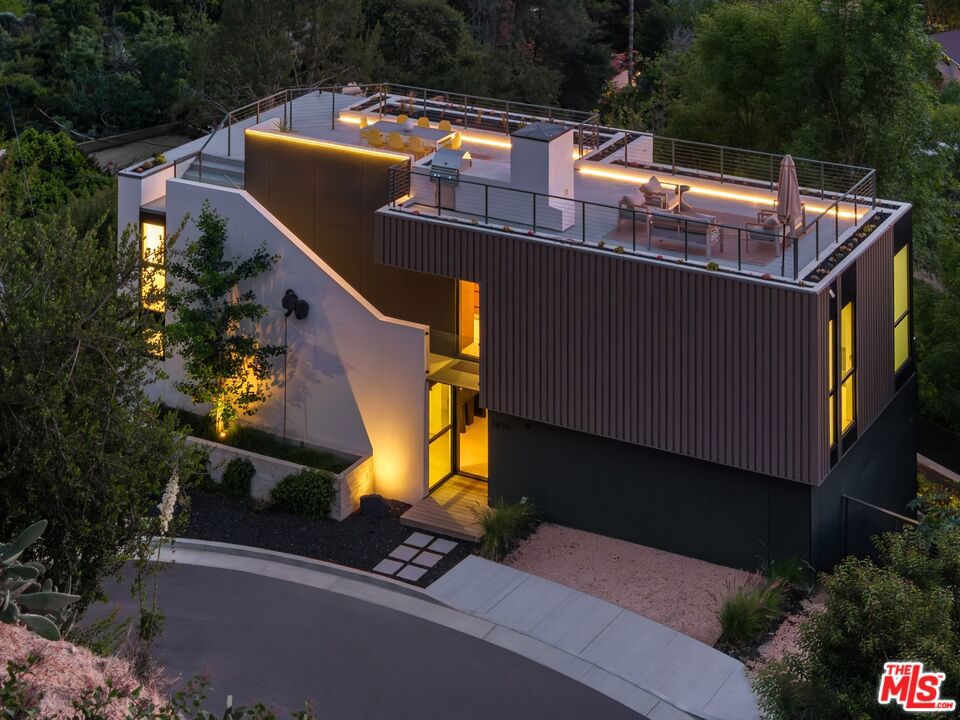 2635 Hargrave Drive