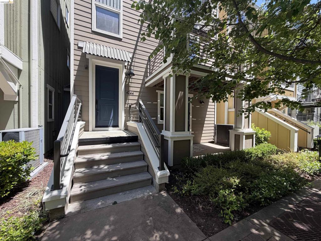 4244 Providence Ter