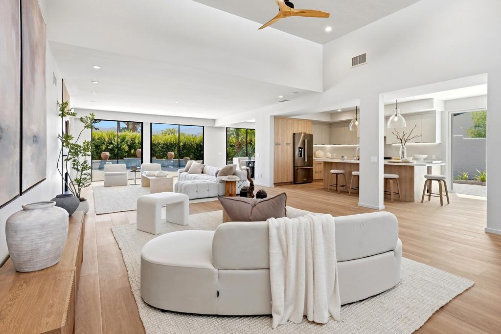 71121 Sunny Lane