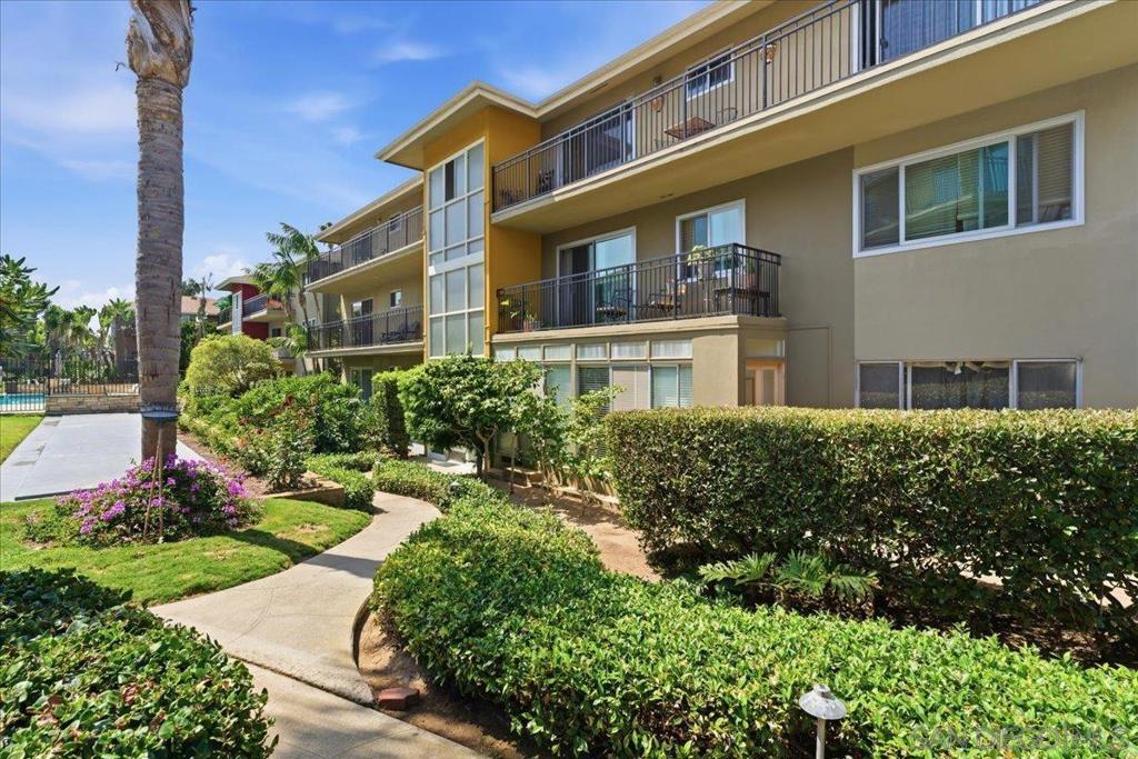 5367 La Jolla Unit 52
