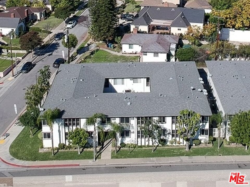 3111 W Ramona Road