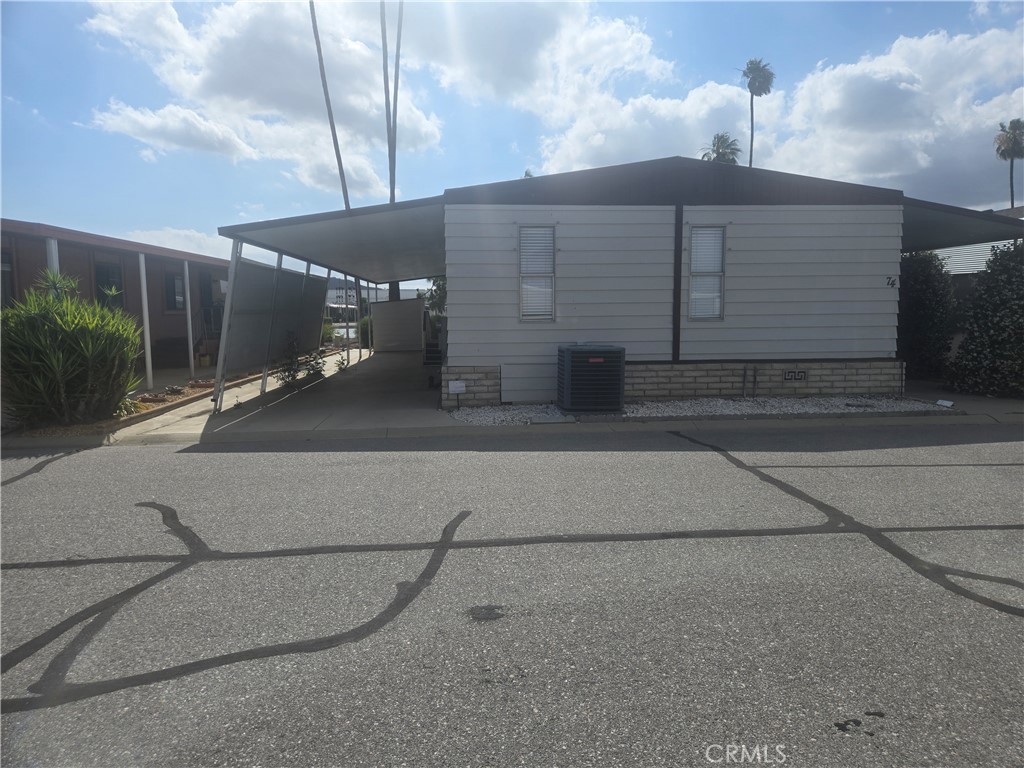 5001 W Florida 74