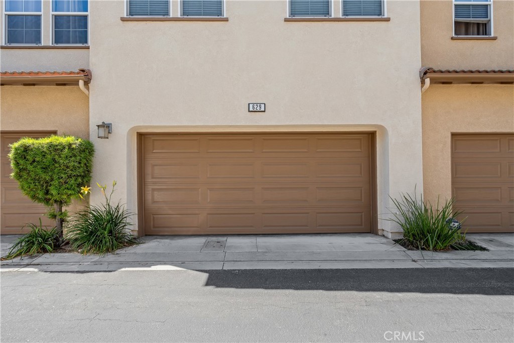 629 Forest Park