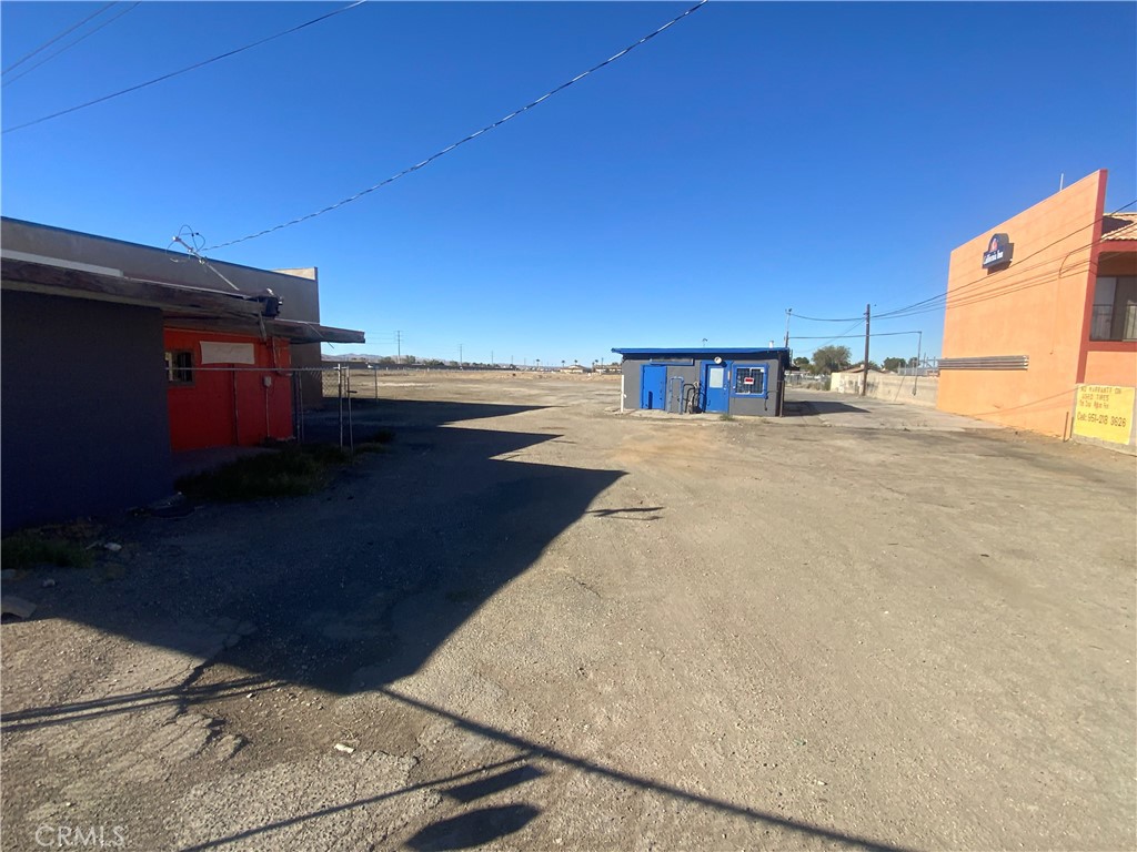 11598 Barlett