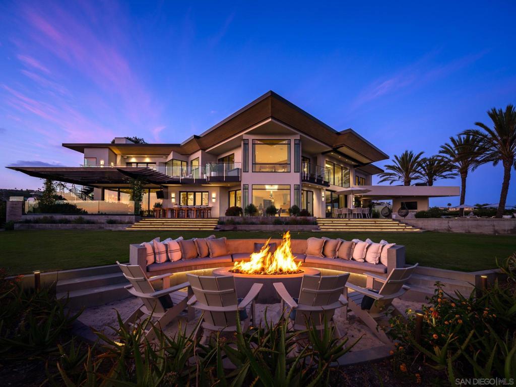 5416 Candlelight Dr