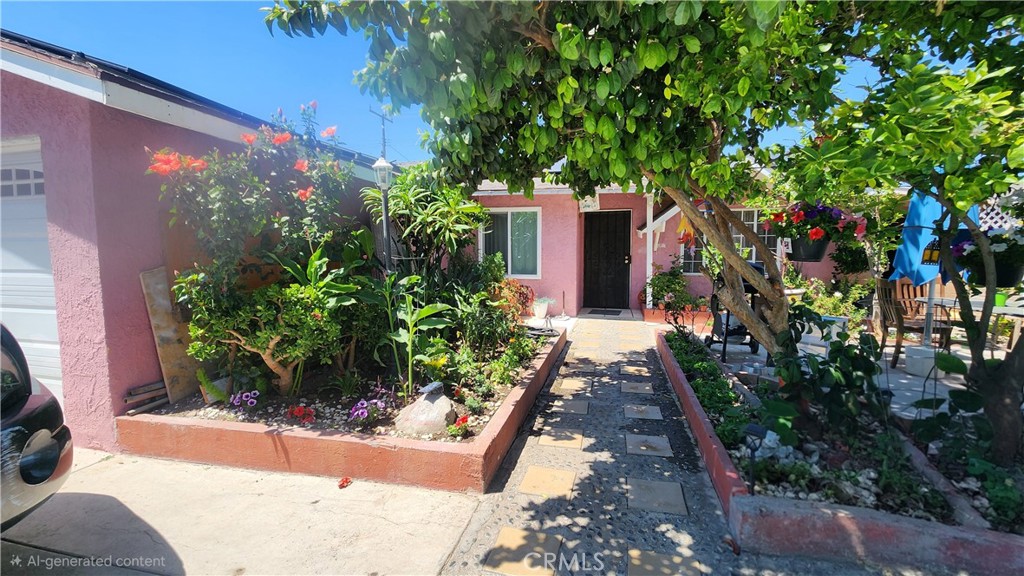 2505 W Anahurst