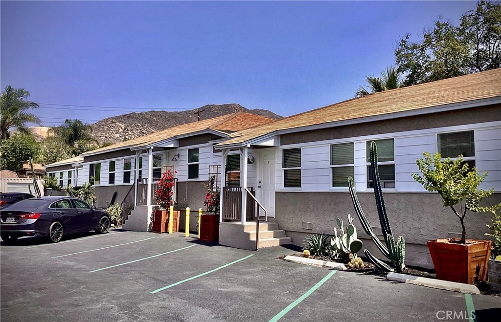 3295 Rubidoux