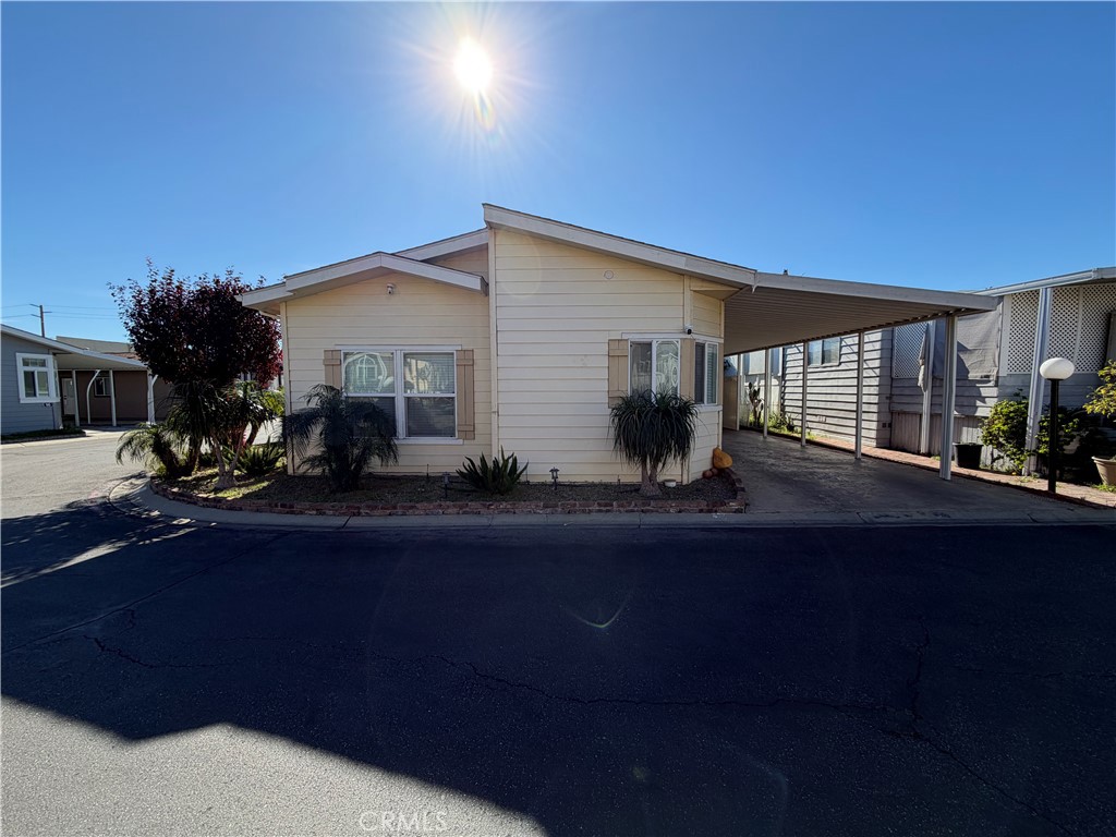 2139 E 4th Street 242