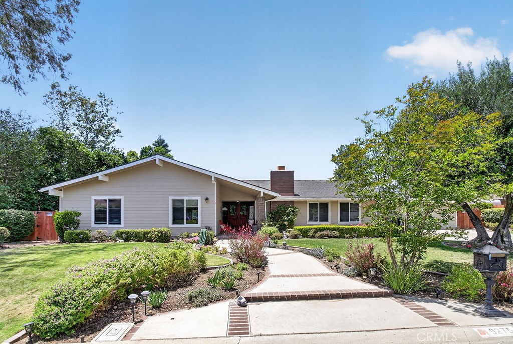 9275 Hidden Valley