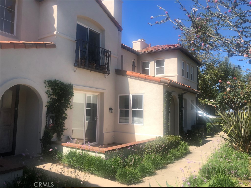 5 Sorrento Court