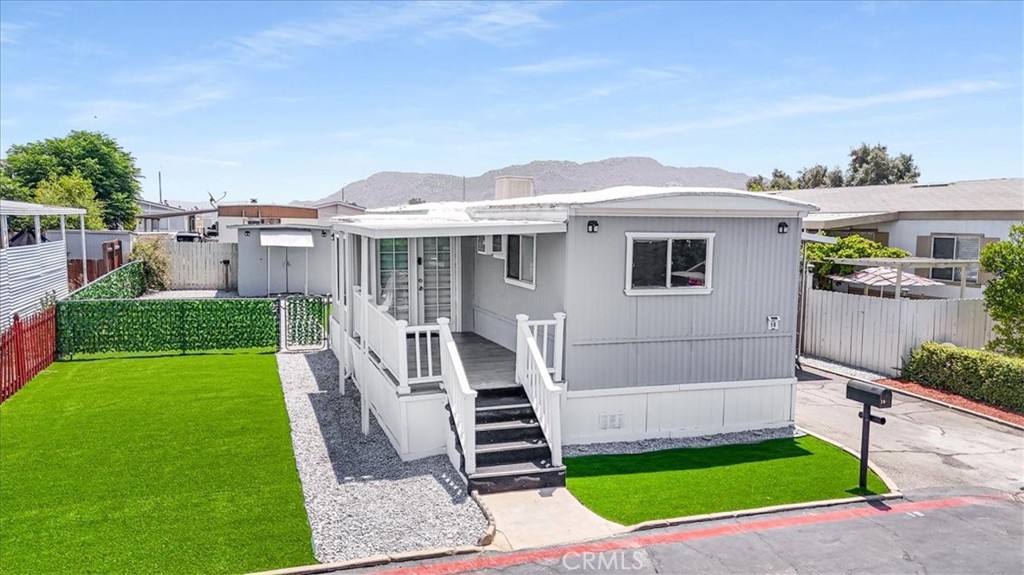 26871 Alessandro Boulevard 18