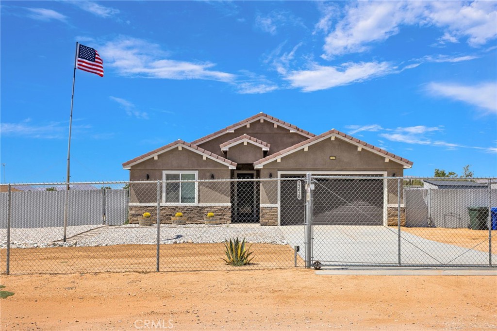 22620 Laurel