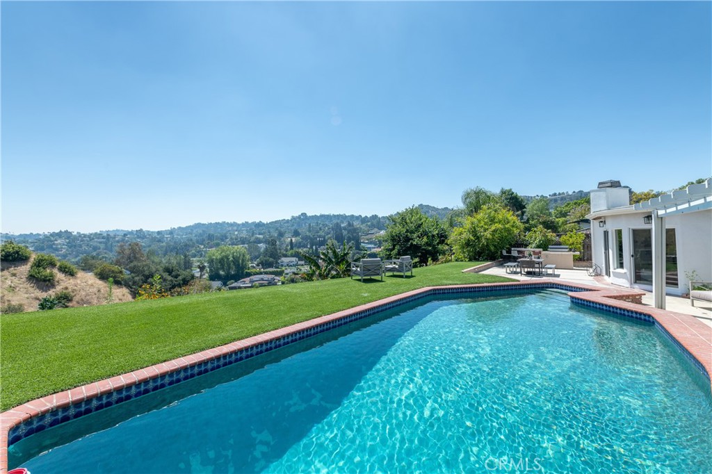 3666 Sapphire Drive