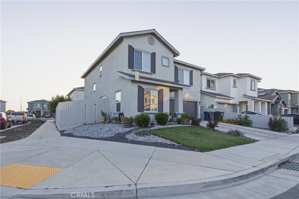 693 Cadiz Avenue