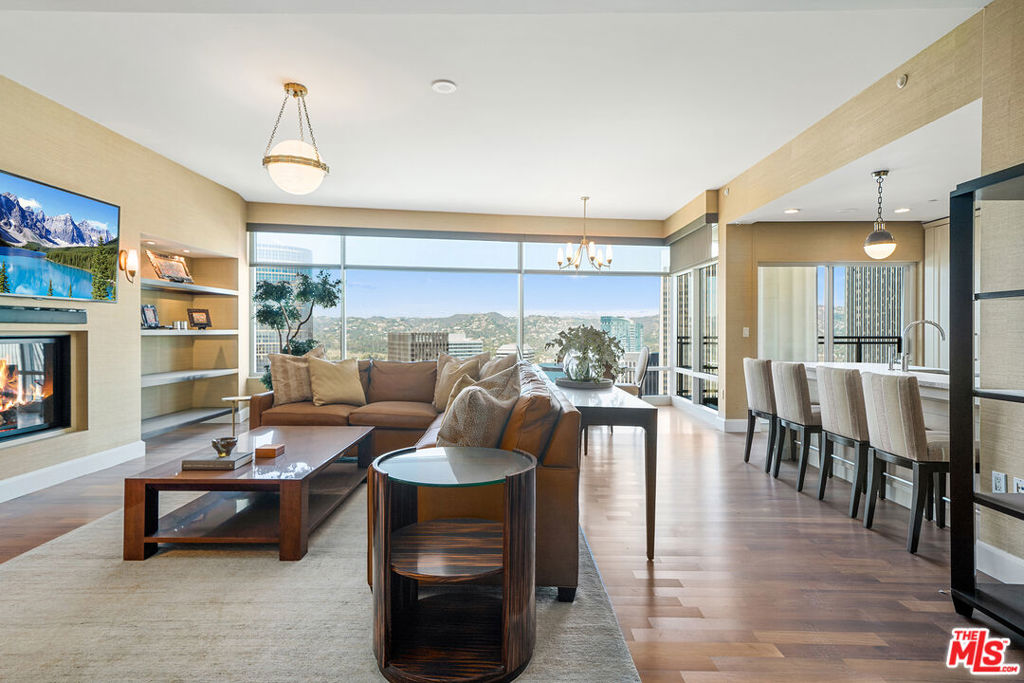 1 W Century Drive 35D