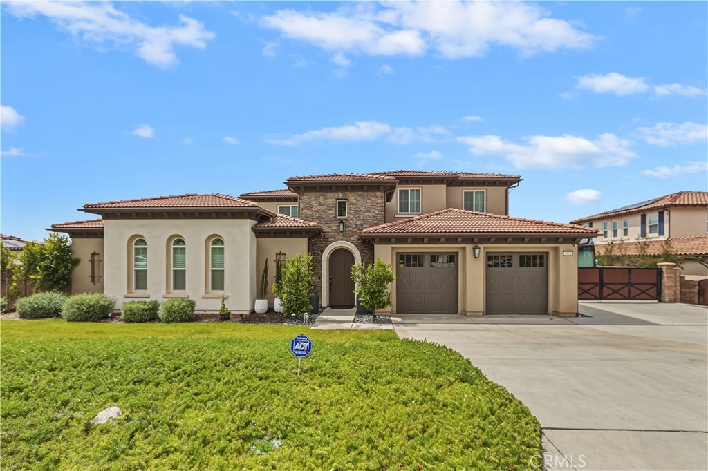 8869 Justify Dr