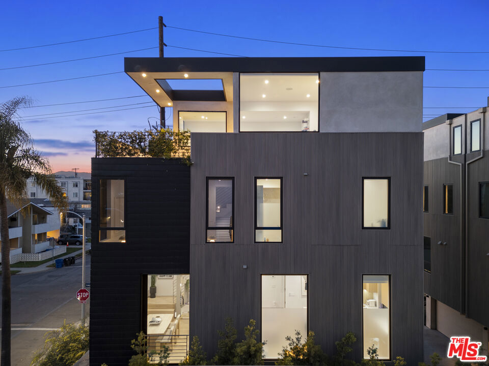 1704 Granville Avenue