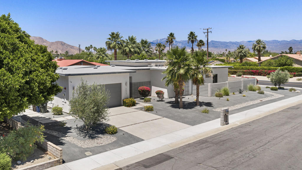 2077 E Nicola Road