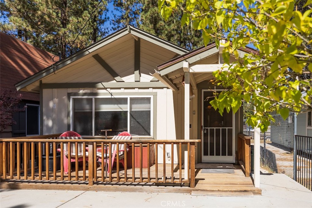 803 Robinhood Boulevard