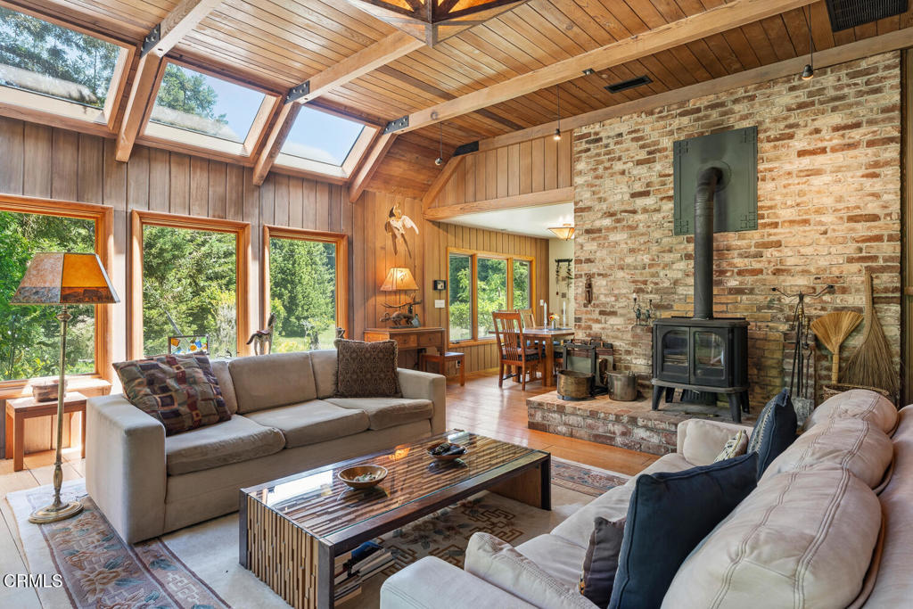 31501 Comptche Ukiah Road