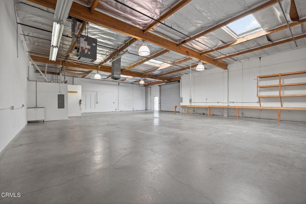 6085 King Drive 108