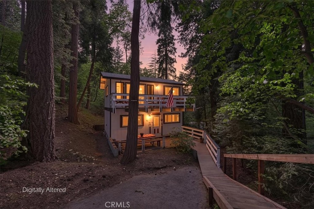 802 Knight Court