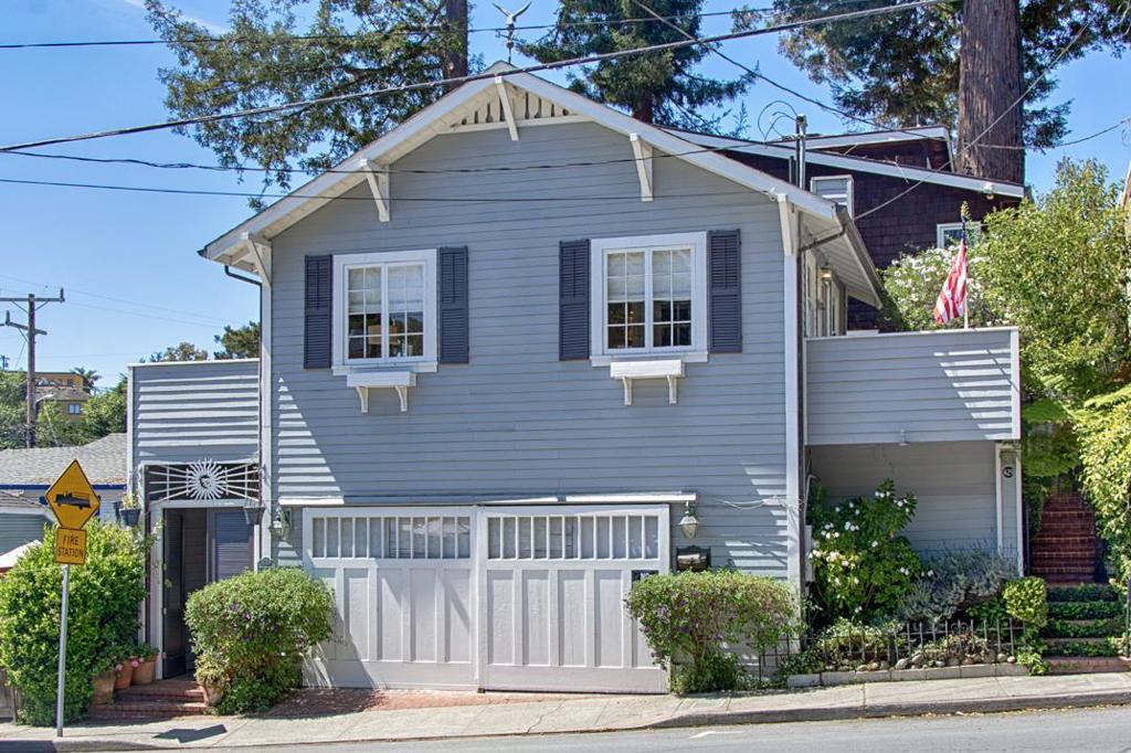 429 Capitola Avenue