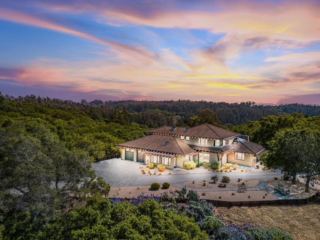 1205 Eagle Hill Road