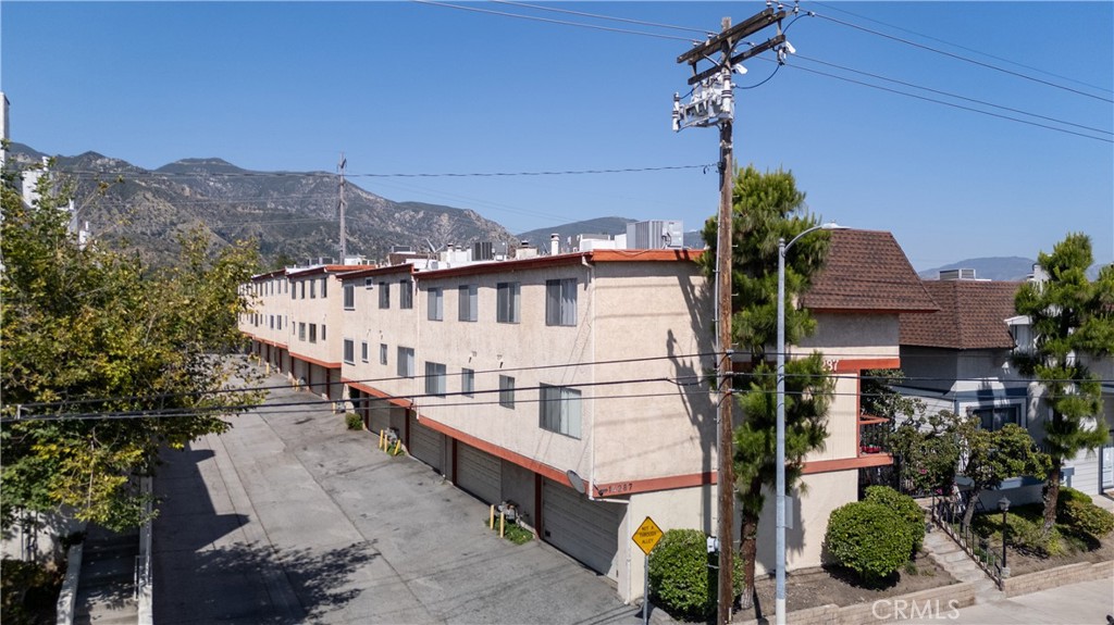 14287 foothill Boulevard 14
