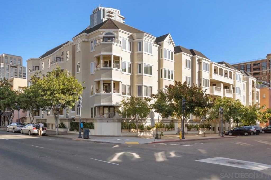 655 Columbia St 108