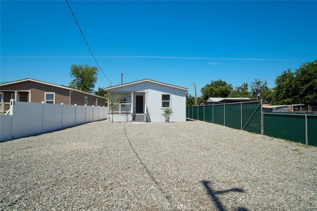 647 5th Street