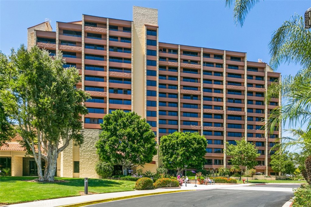 24055 Paseo Del Lago W 1406