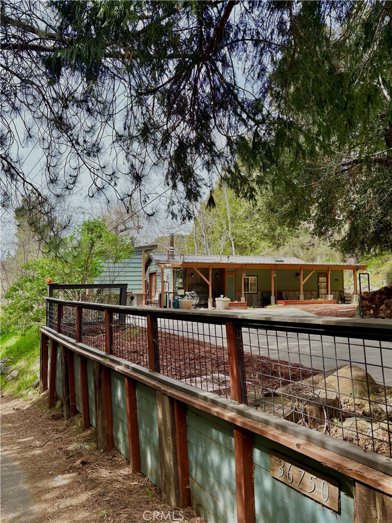 36750 Hilltop