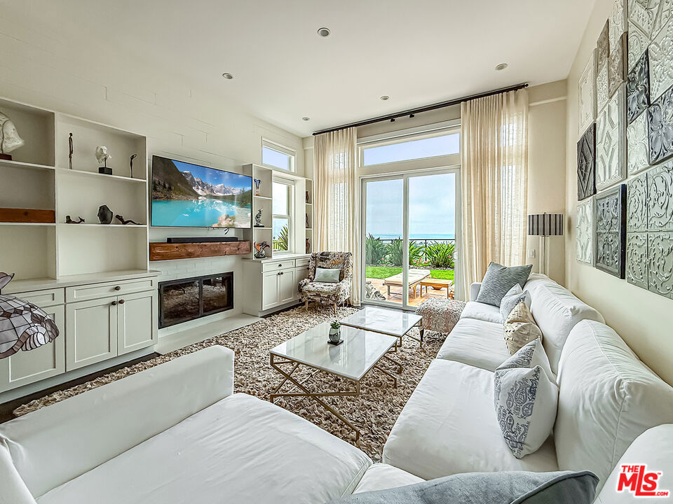 6416 Lunita Road 108