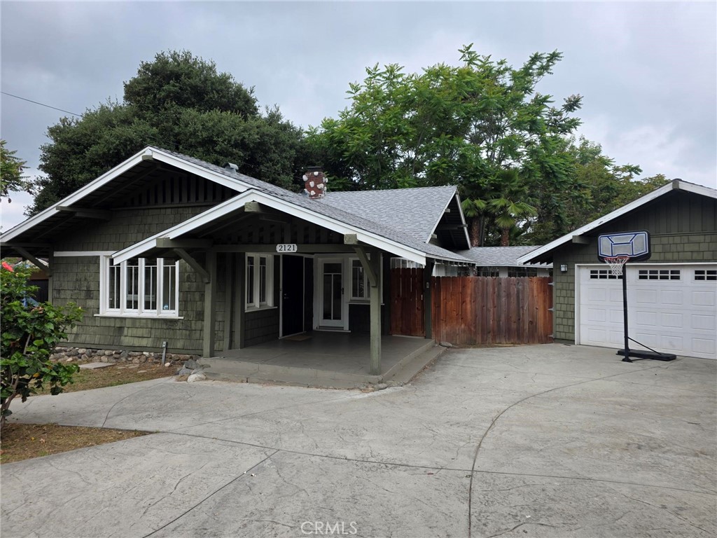 2121 Garfield