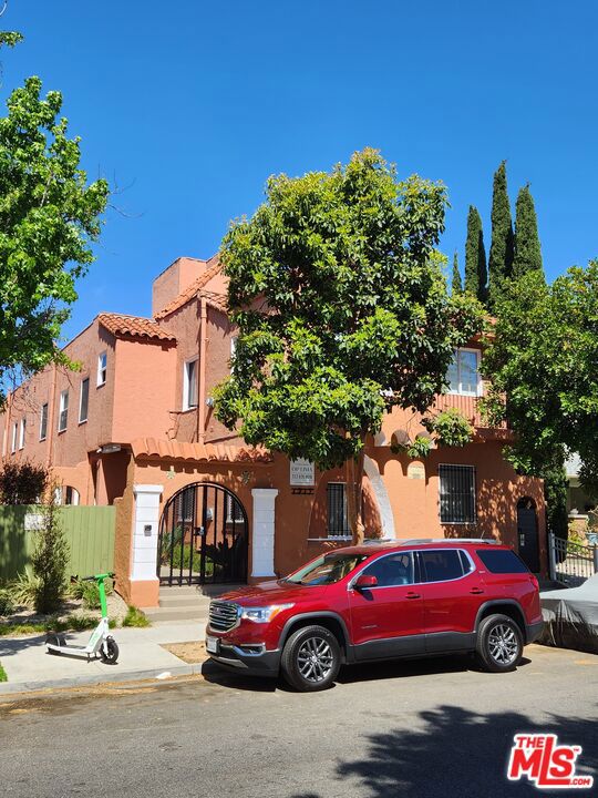 1217 Cedar Avenue