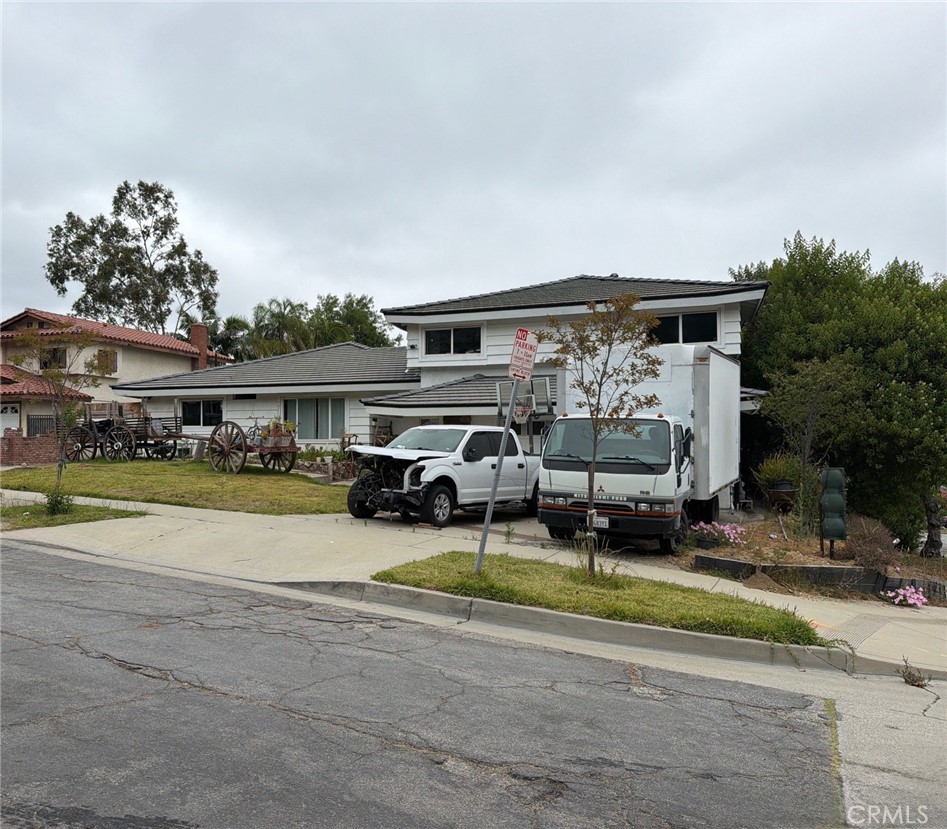 14551 Eadbrook