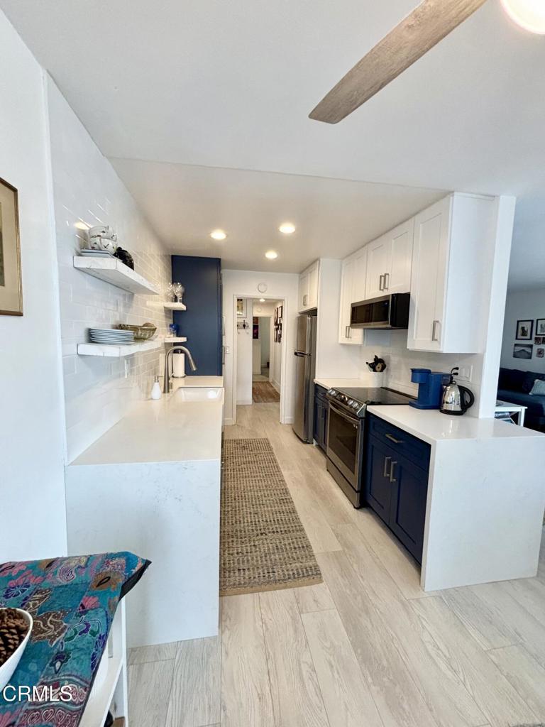 3700 Dean Drive 2704